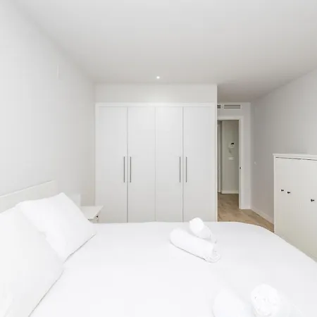 Sea Views Luxury House - Infinite Pool - Parking Apartment
